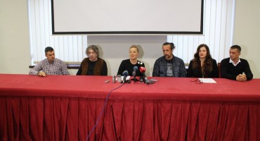 Winterville u Mostaru na više lokacija, doček uz 'Hladno pivo'