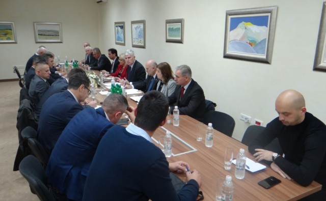 HNS, izborni zakon, Hrvatski narodni sabor, sda, HDZ, Hrvati