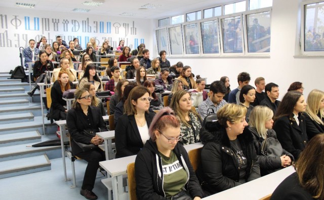 Mostar: Održana komemoracija povodom smrti studentice Katarine Butrice