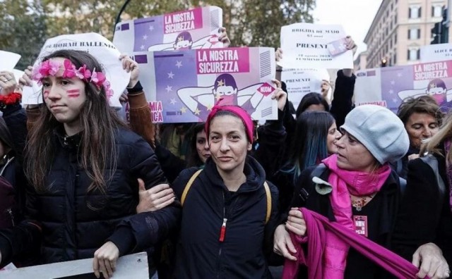 U Rimu više desetaka tisuća ljudi reklo 'ne' nasilju nad ženama