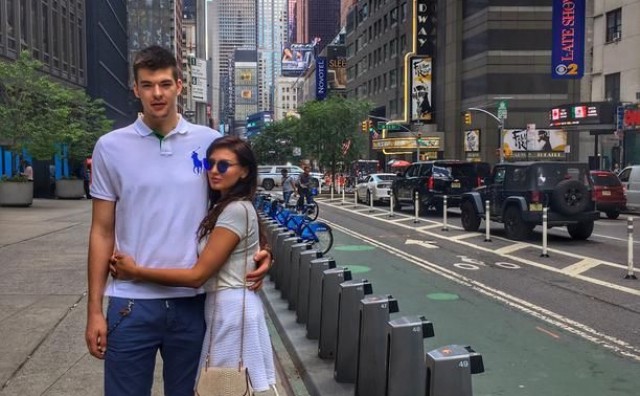 Ivica Zubac, vjenčanja