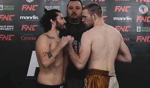 Drama MMA boksača iz BiH: Srušio se pred početak meča i prebačen u bolnicu