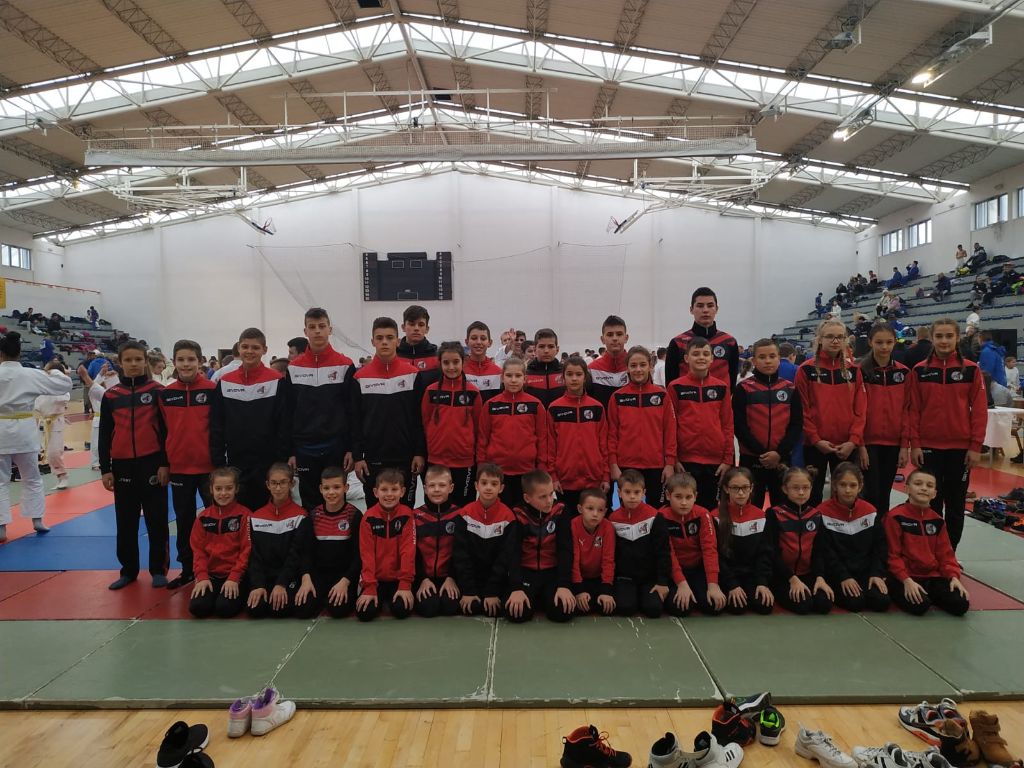 JK Hercegovac je uvjerljivo najbolja ekipa turnira, 33 medalje i 10 pehara