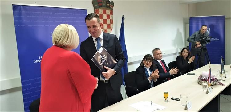 ZAGREB Potpisani ugovori za poticanje povratka Hrvata i stvaranje održivih uvjeta života u Bosni i Hercegovini