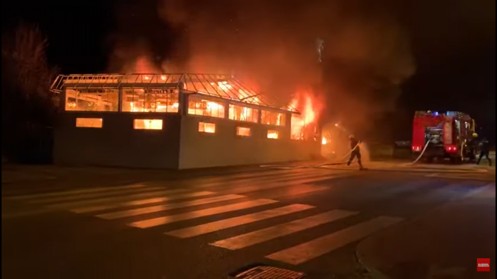 Jedan od najstarijih restorana u potpunosti izgorio u Makarskoj