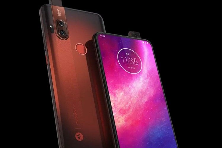 Predstavljen smartphone Motorola One Hyper