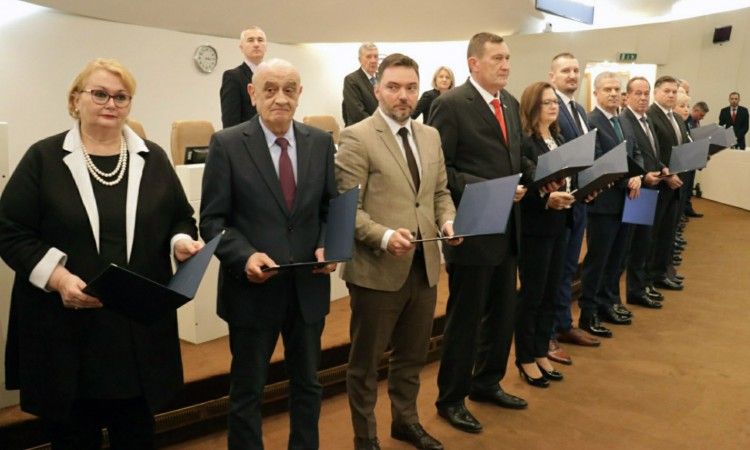 Imenovan novi saziv Vijeća ministara, položena zakletva