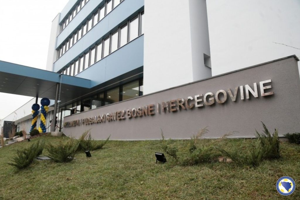 NOVI IZBORNIK BIH Mostarac ili bivši izbornik Srbije?