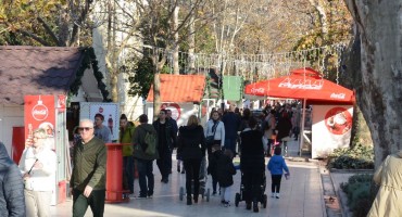 DANAS U ZIMSKOM GRADU Najavljena promenada uličnih zabavljača!