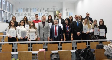 FILOZOFSKI FAKULTET Dodijeljene Dekanove nagrade najboljim studentima