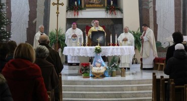 BISKUP KOMARICA Božić je odluka Boga da spasi čovjeka