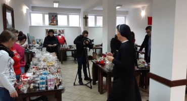 BOŽIĆNI KARITATIVNI SAJAM Zajednica hrvatskih studenata 'Pleter' pokazala humanost 