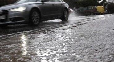 Upozorenje vozačima na formiranje poledice u večernjim satima