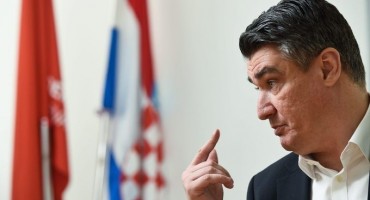  ZAŠTO MILANOVIĆ NIJE DOŠAO NA DEBATU Oglasio se šef kampanje