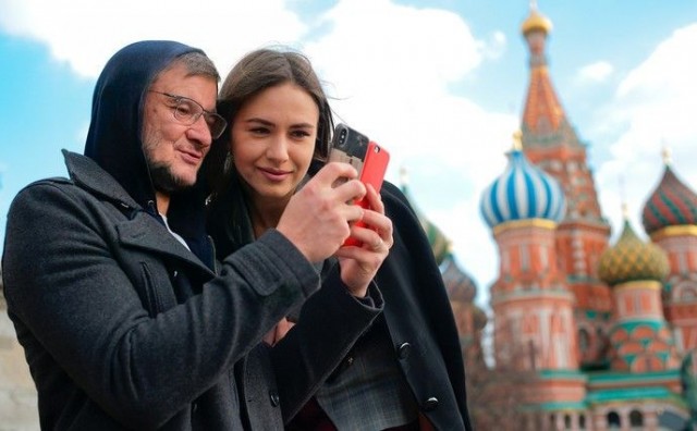 Putin potpisao zakon da na telefonima i računalima moraju biti ruske aplikacije