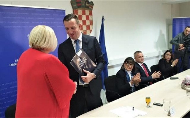 ZAGREB Potpisani ugovori za poticanje povratka Hrvata i stvaranje održivih uvjeta života u Bosni i Hercegovini