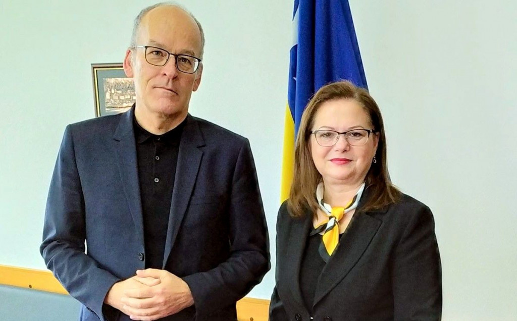 MEĐUNARODNA ORGANIZACIJA RADA Razvoj zapošljavanja žena i mladih