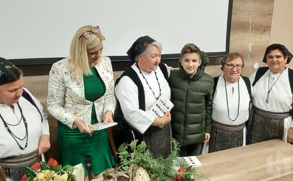 Mali Stipe Luburić ukrao show na predstavljanju knjige "Hercegovka godine"