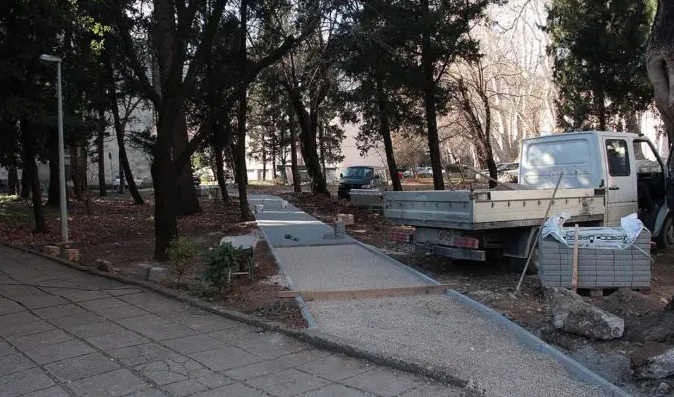 MOSTAR Osigurani novci za uređenje dva parka, ogradu i cestu
