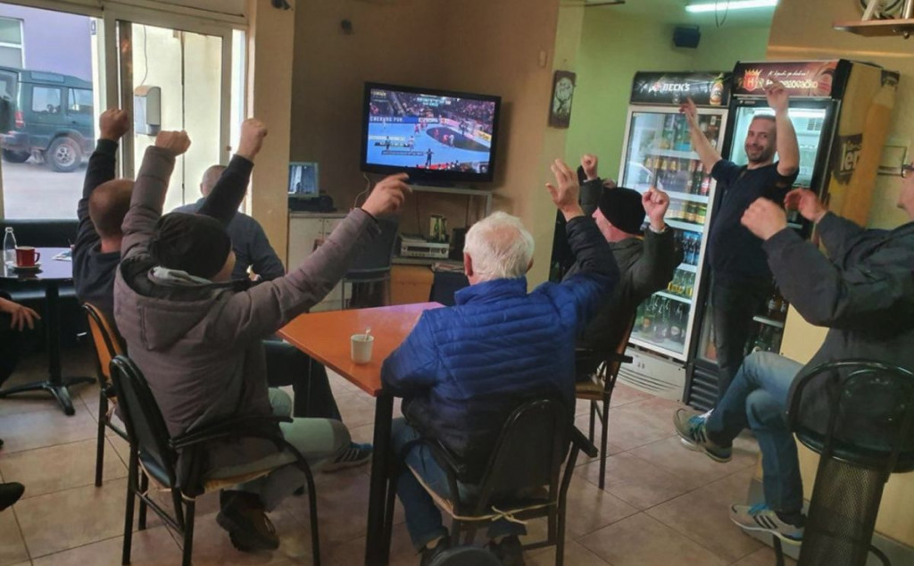 HERCEGOVINA DIŠE ZA RUKOMET Roditelji, rodbina i prijatelji prikovani za male ekrane još od početka Eura
