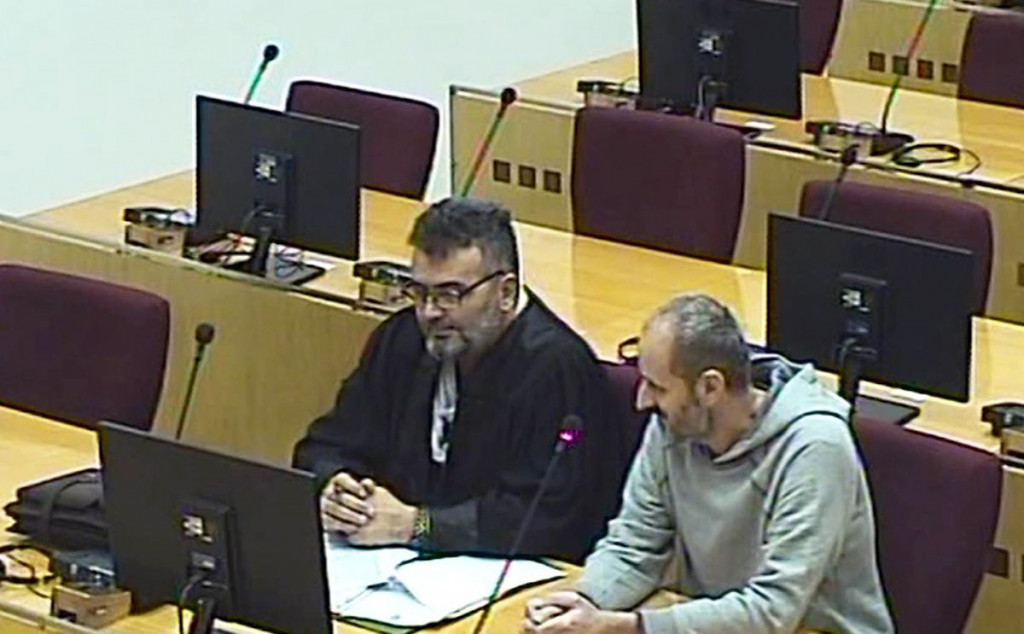 ISILOVAC NA SUDU BIH Islam mi ne dozvoljava da ustanem. Što vi ne poštujete moja pravila?