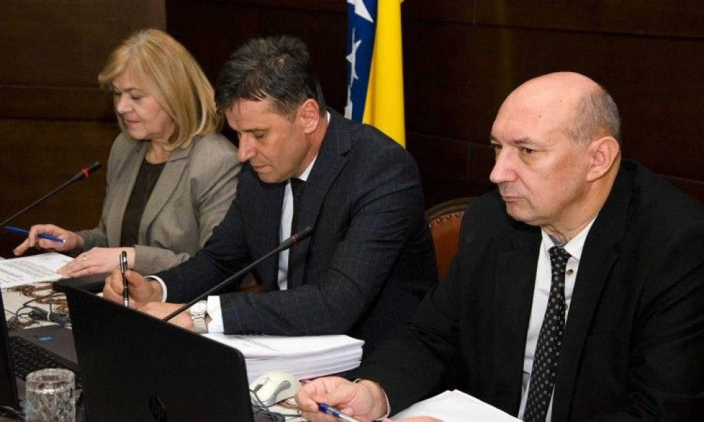 VLADA FBiH Prihvaćena informacija o prelasku Zavoda MIO na riznično poslovanje