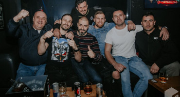 Rukometaši slavlje nastavili u popularnom mostarskom klubu