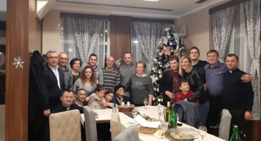 SKOPALJSKA GRAČANICA Širokobriježanka Anđa proslavila 90. rođendan