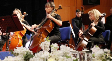 Mostarski simfoničari oduševili Novogodišnjim koncertom