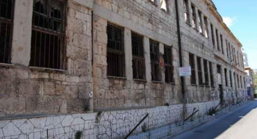 Zgrada 4. Osnovne škole u Mostaru