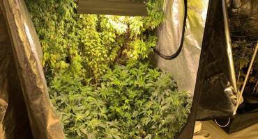 SARAJEVO Policija u stanu pronašla laboratorij, drogu, oružje i municiju