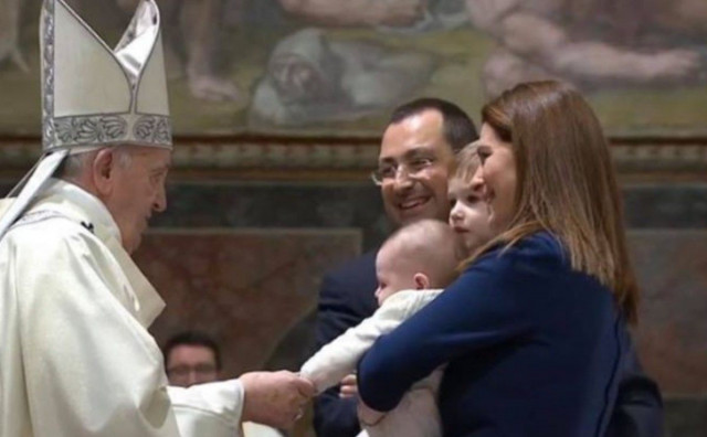 Papa Franjo krstio sina Silvije Vasilj iz Međugorja