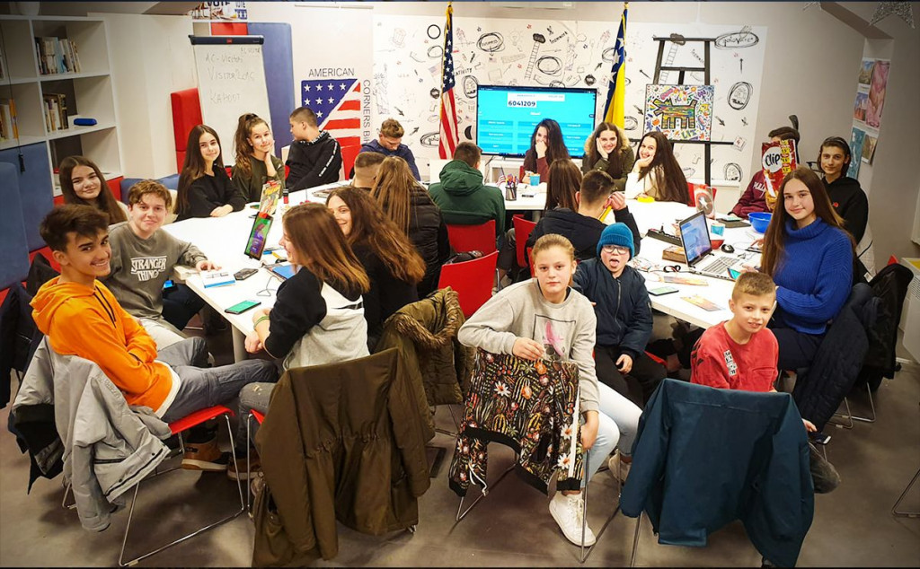 MOSTAR Zavirite u Američki kutak