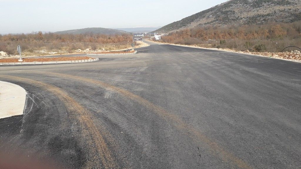 OLAKŠANJE VOZAČIMA KROZ HERCEGOVINU Dionica kroz Zviroviće konačno u dvije trake