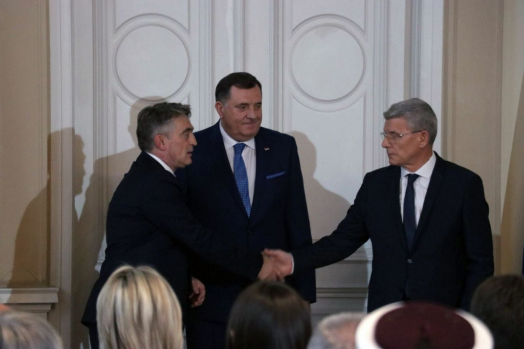 ZBOG POSEBNIH UVJETA Komšić, Džaferović i Dodik povećali plaće zaposlenicima