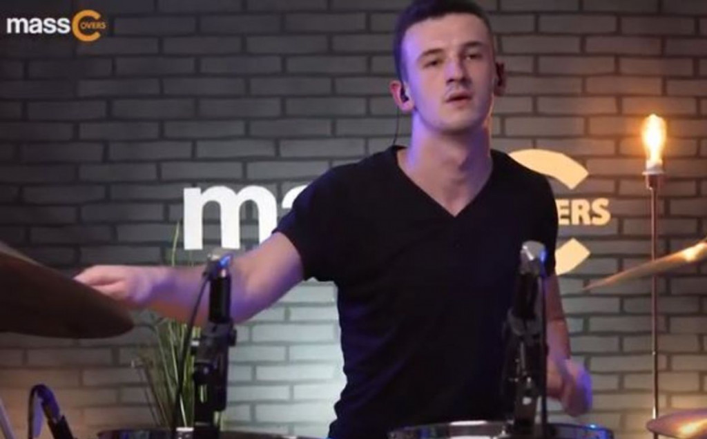Jedinstvena rock obrada Mostarca Tonija Leske na bubnjevima