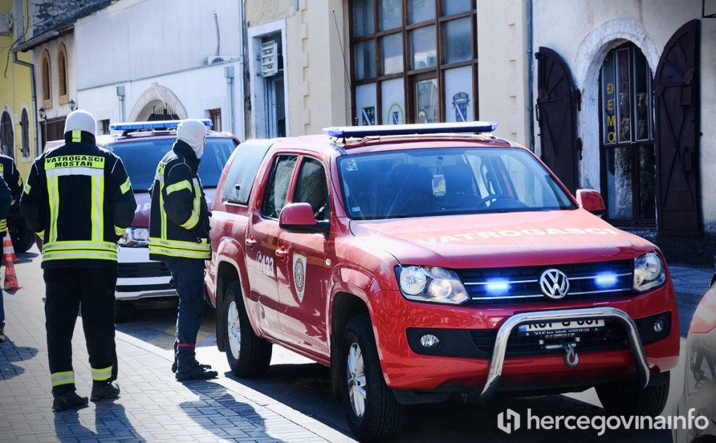 49 tisuća maraka za nabavku odjeće mostarskim vatrogascima