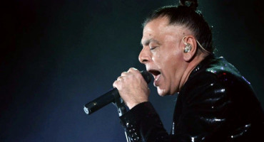 Aki Rahimovski postao otac u 65.godini