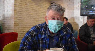 NOVE ODLUKE Dozvoljeno okupljanje 100 ljudi u zatvorenom i 300 na otvorenom, zabrana noćnim klubovima i diskotekama