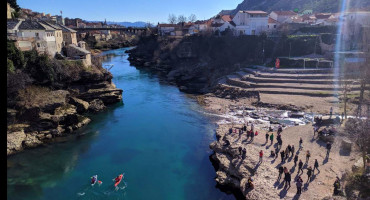 Sunce izmamilo Mostarce i Mostarke u šetnju