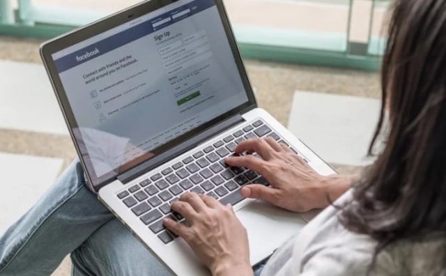 POSTOJI NEKOLIKO OPCIJA Evo što se događa s Facebook i Gmail računima nakon što osoba umre