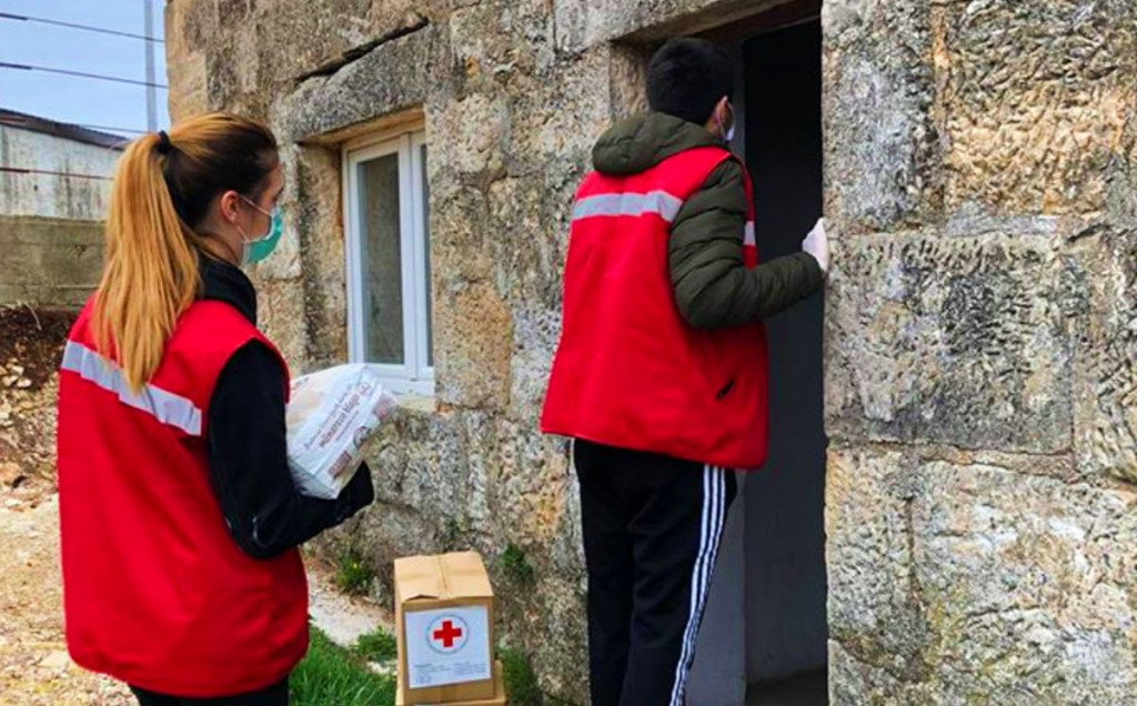 Evo brojeva Crvenog križa na koje možete nazvati ako poznajte osobu u potrebi