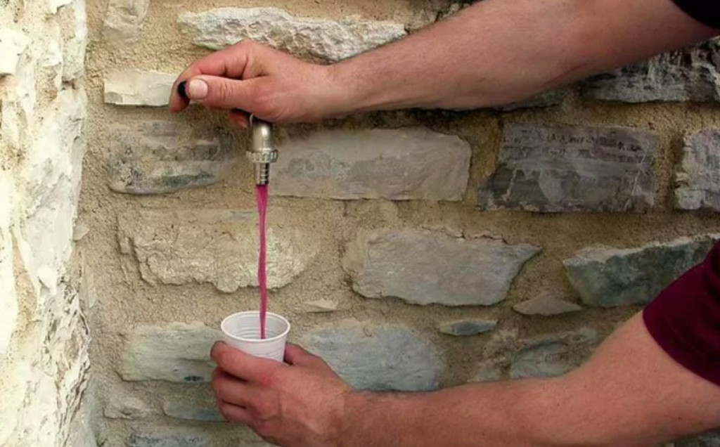 Vino poteklo u kućanstvima nakon kvara u vinariji