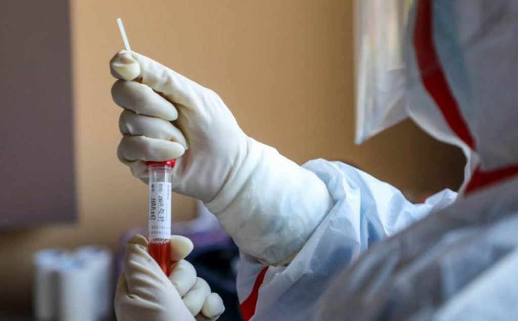 Preminuo nakon što je na sebi isprobao "lijek" za koronavirus