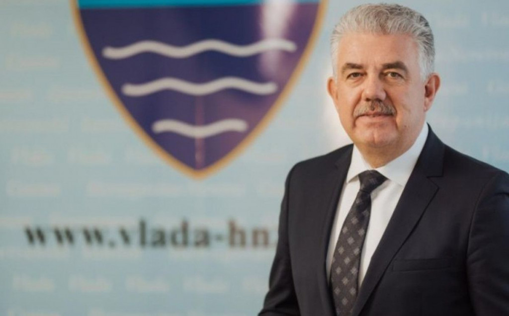 NAKON INICIJATIVE RODITELJA: Herceg "Učenici u škole, studenti na fakultete"