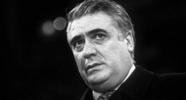 Od koronavirusa preminuo legendarni predsjednik Real Madrida