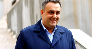 Vrh SDA BiH prihvatio ostavku kompromitiranog potpredsjednika