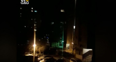 Mostarci pljeskali medicinarima i poručili 'Ne može nam ni'ko ništa'