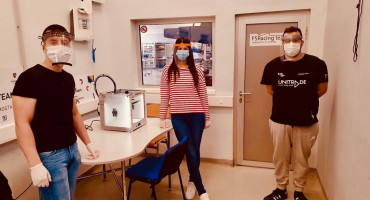 Studenti SUM-a izrađuju zaštitne vizire za medicinsko osoblje, potrebni su dodatni 3D printeri