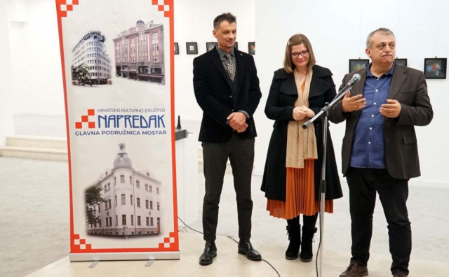 Kristina Ćavar publici u Mostaru predstavila svoj 'Conjuctio Magna'